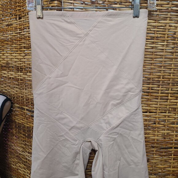 SlimShaper by Miracle Brands Women's High-Waist Thigh Slimmer XXL Beige - Picture 3 of 4